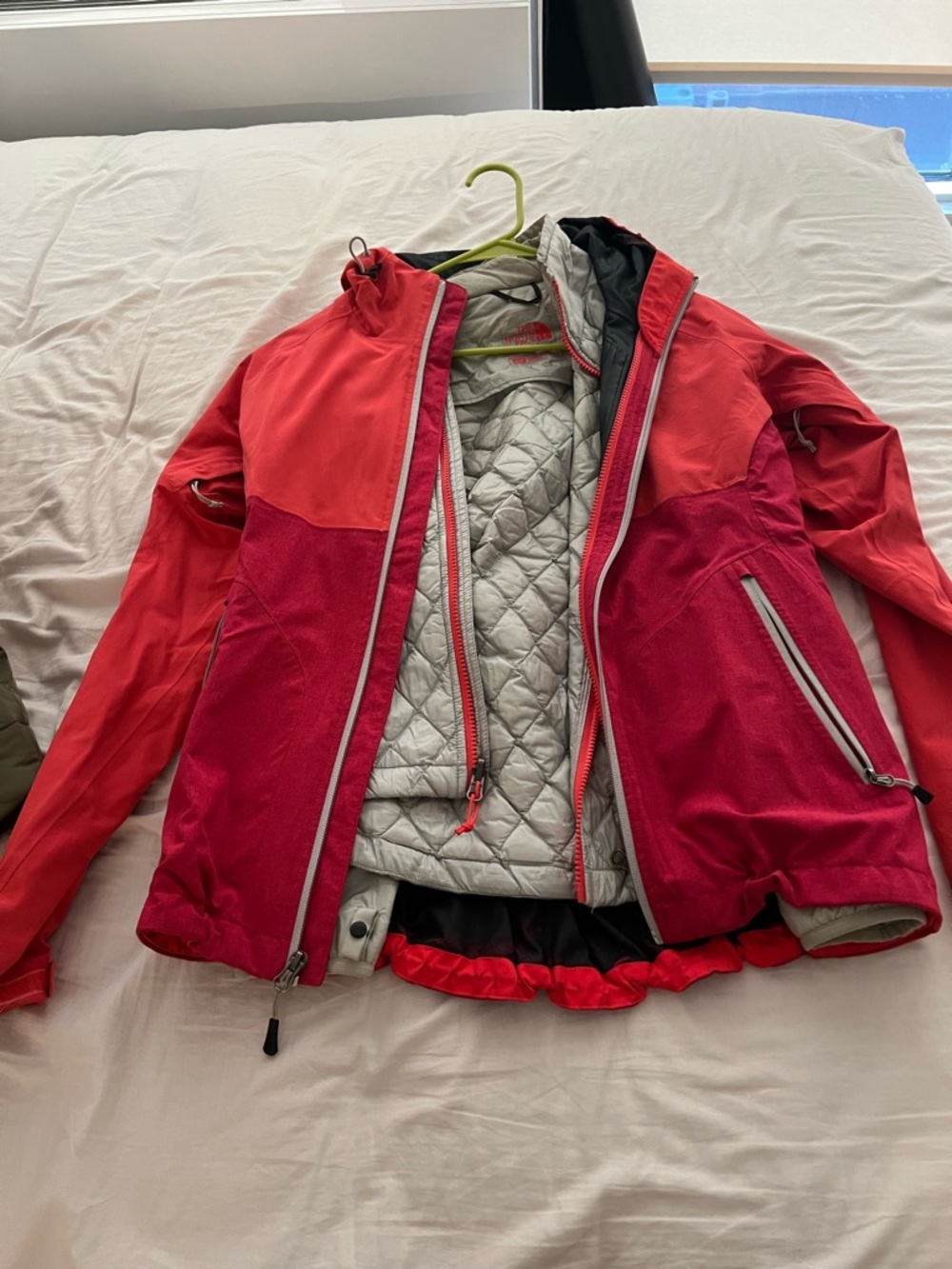 The North Face Women's Red and Pink Ski Jacket